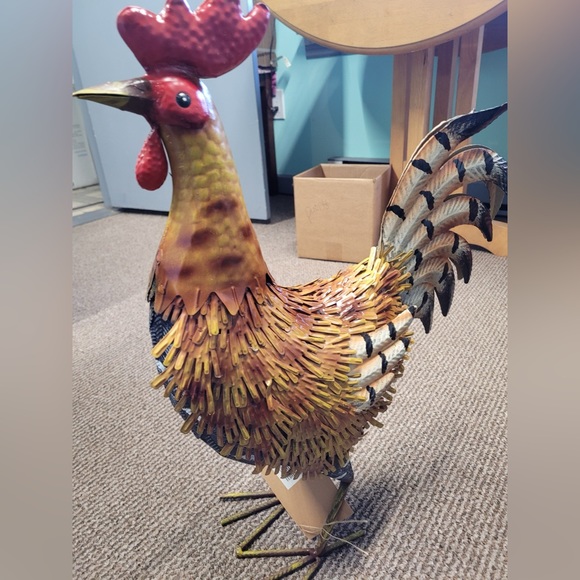 Colorful Iron Garden Rooster - Picture 1 of 4